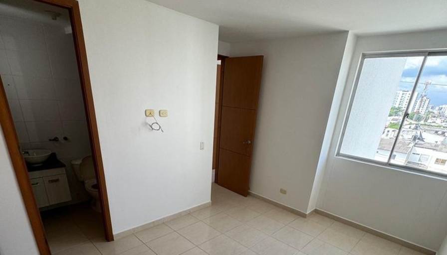 Llwazi hadebe's room