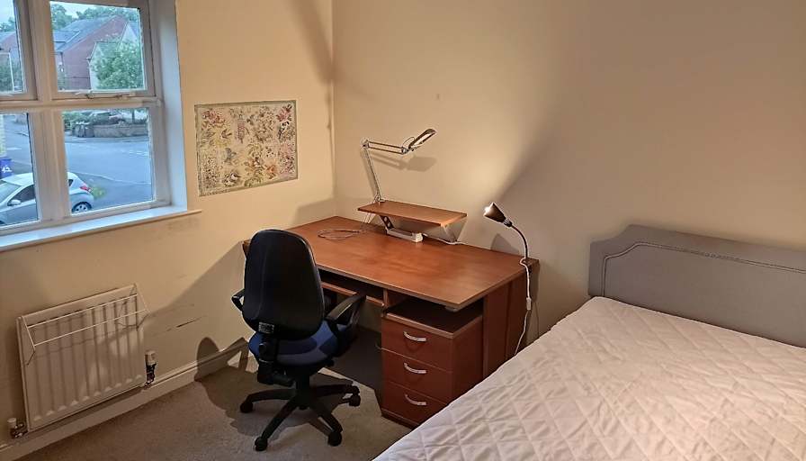 Vic's room