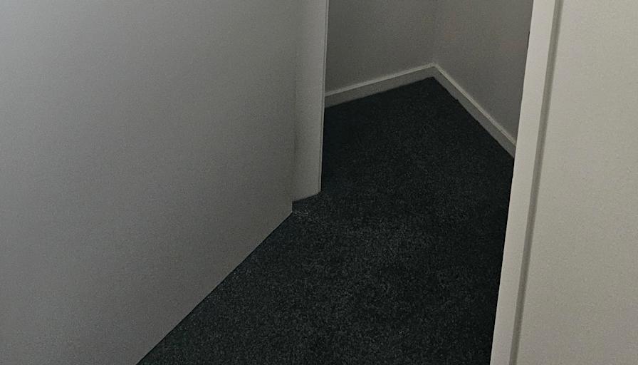 Dee's room