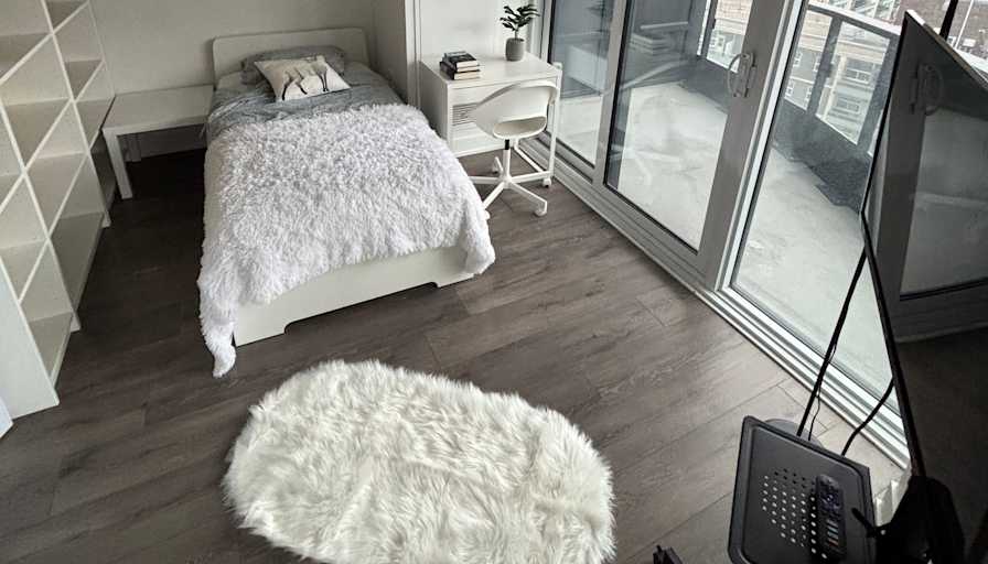 Innova's room