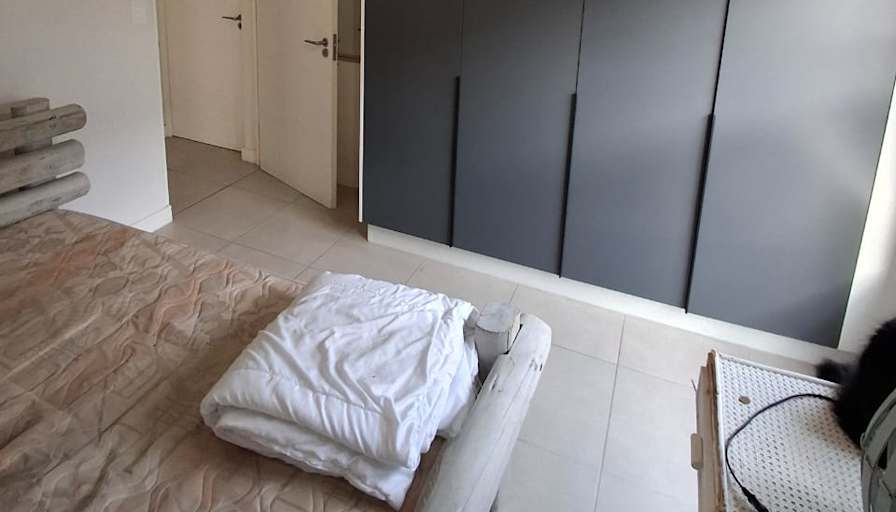 Llewellyn's room