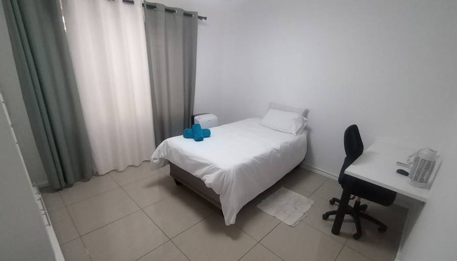 Yolanda Maureen Johnson's room