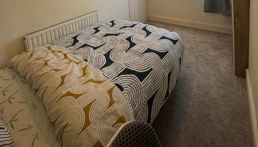 Mehrdad Teymourifar's room