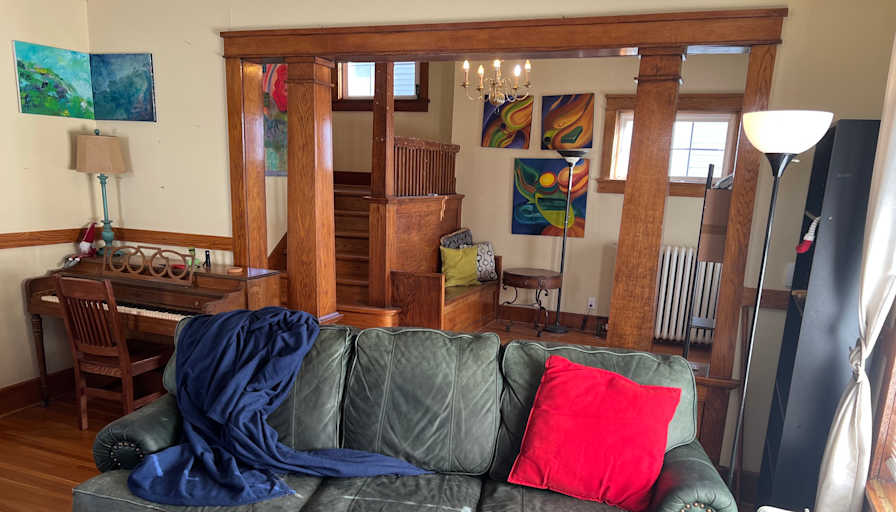 Erik's room
