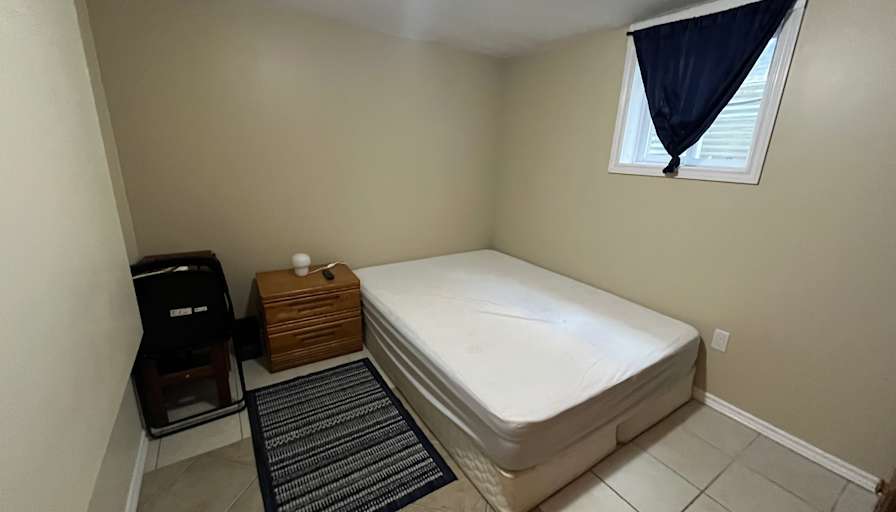 Bruni's room