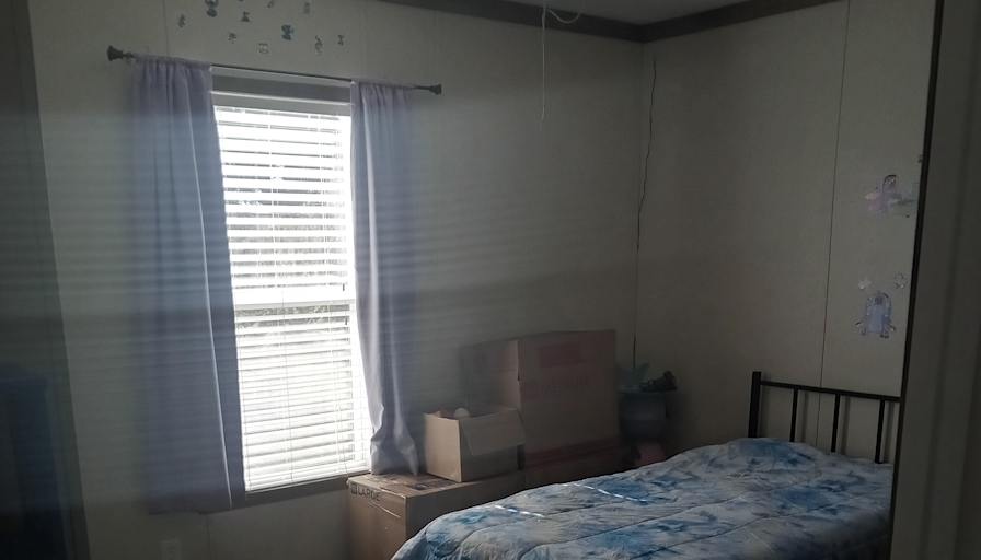 Jose Mendez's room