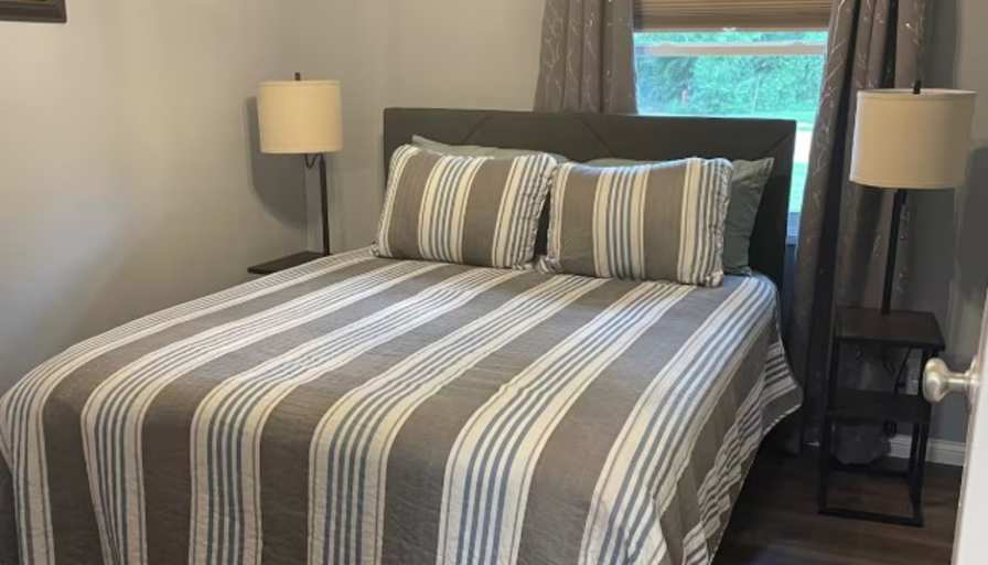 Elora's room