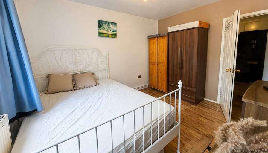 LDS Property Finder's room