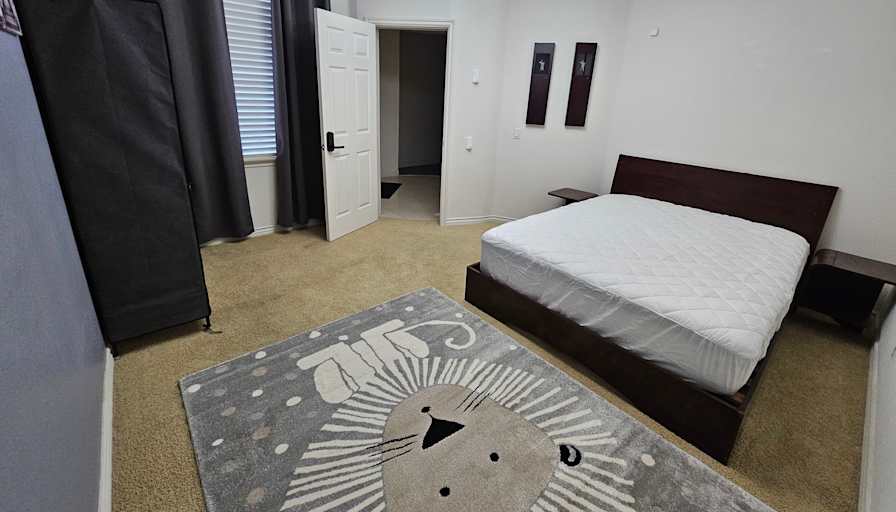 Mei's room