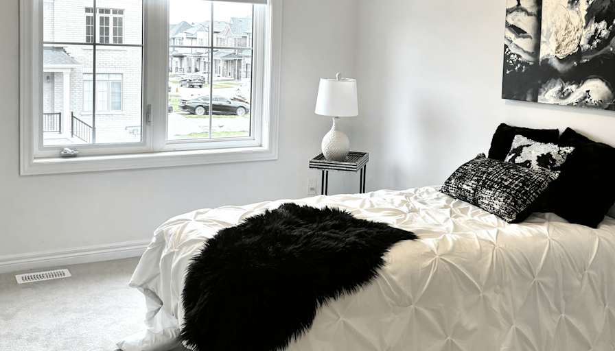 Elle's room