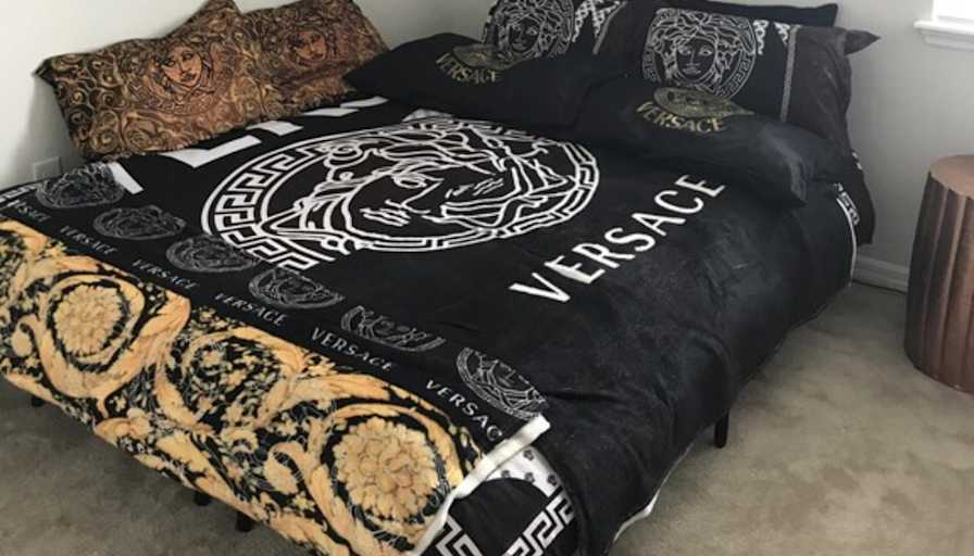 Merri Tabor's room