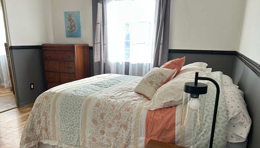 Courtney's room