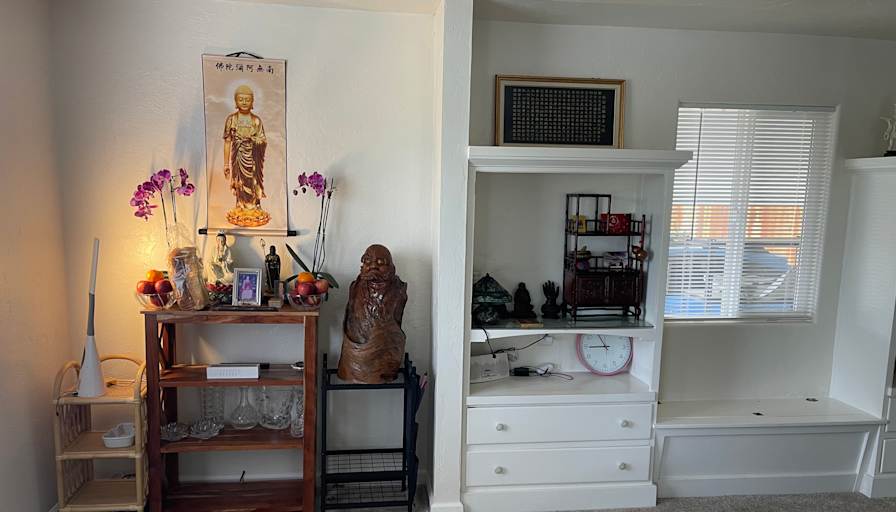 Li-Mei's room