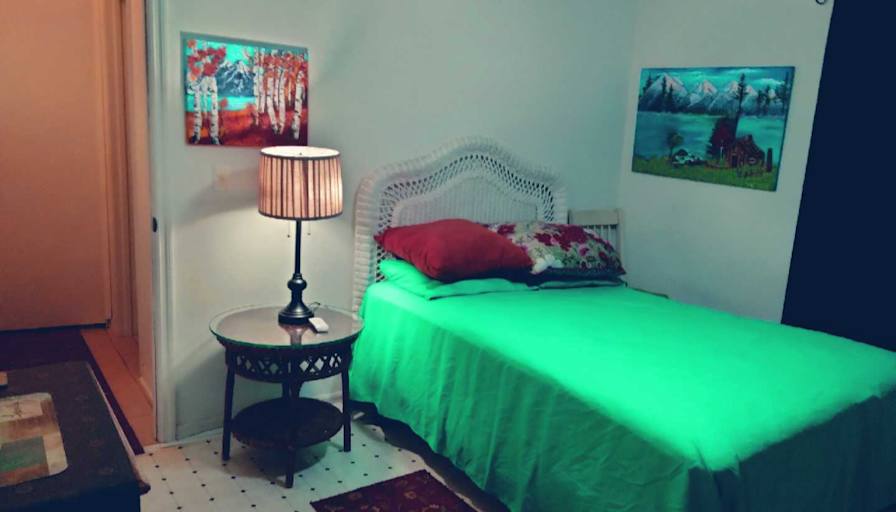 Jeannie's room