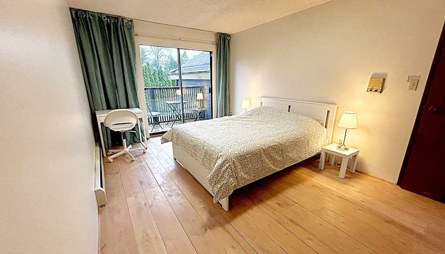 Shirin's room