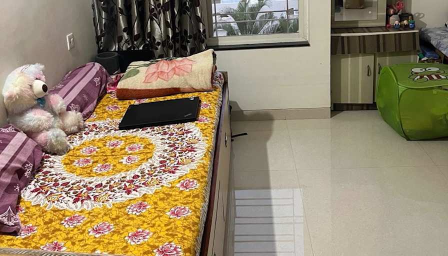 Pratik Karale's room