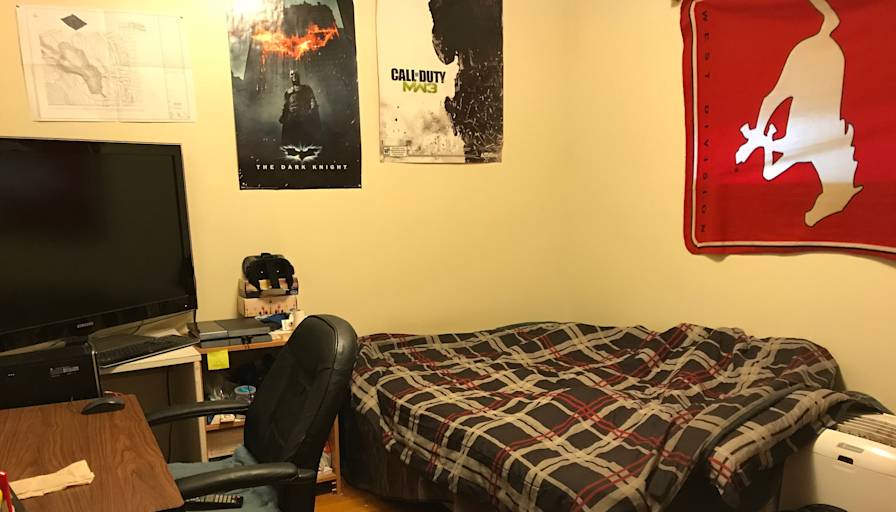Ashley Deng's room