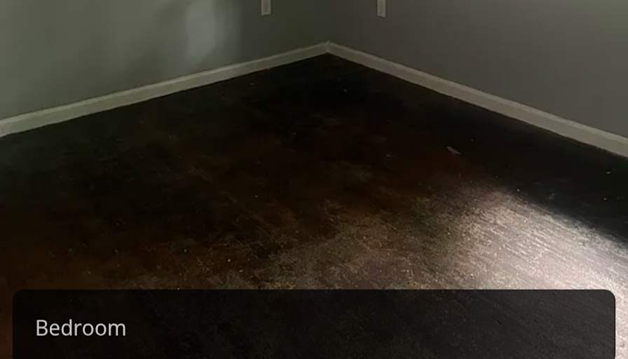 Elle Waters's room