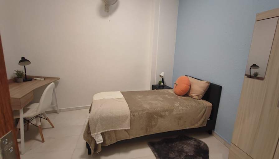 Shirley Tan's room