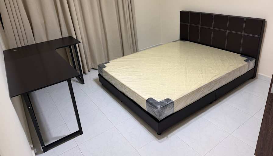 ChiongSwee's room