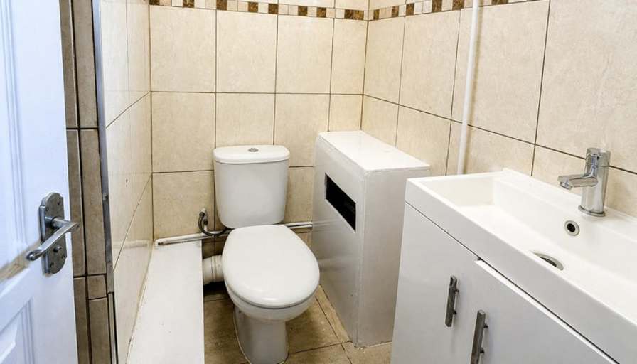 LDS Property Finder's room