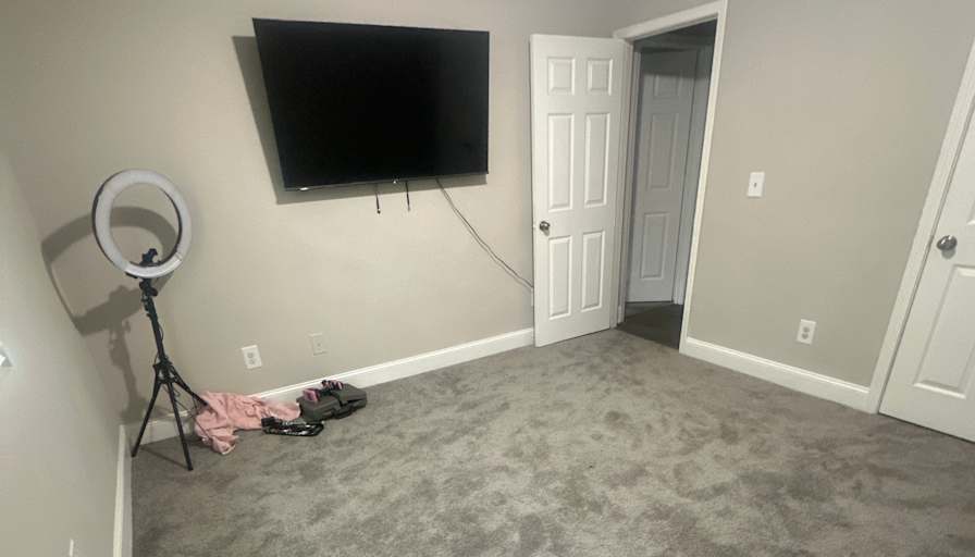 Dallas's room