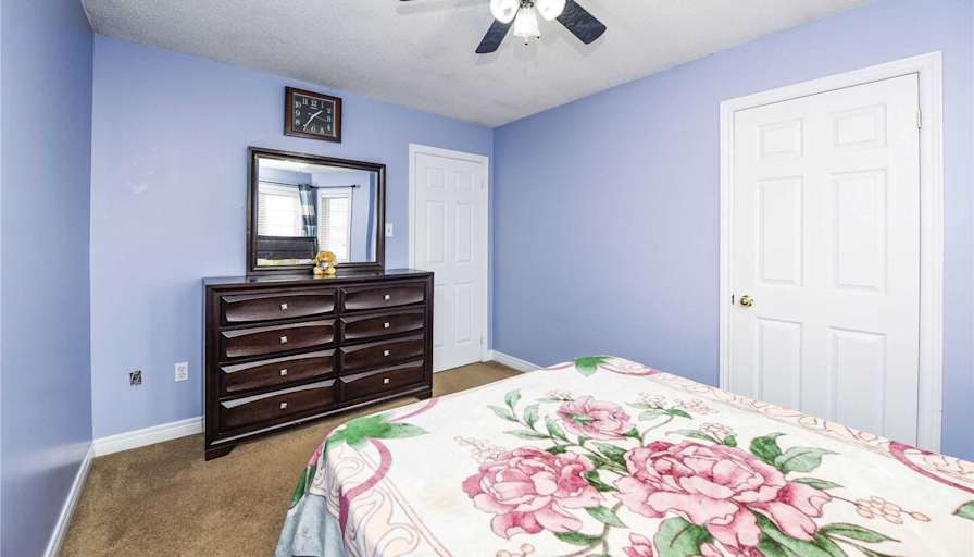 Sunny's room