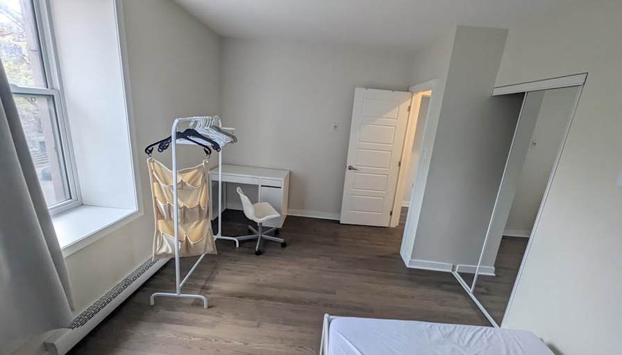 chisty's room