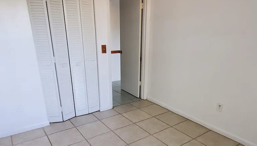 Carlyle's room