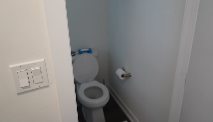 Levon's room