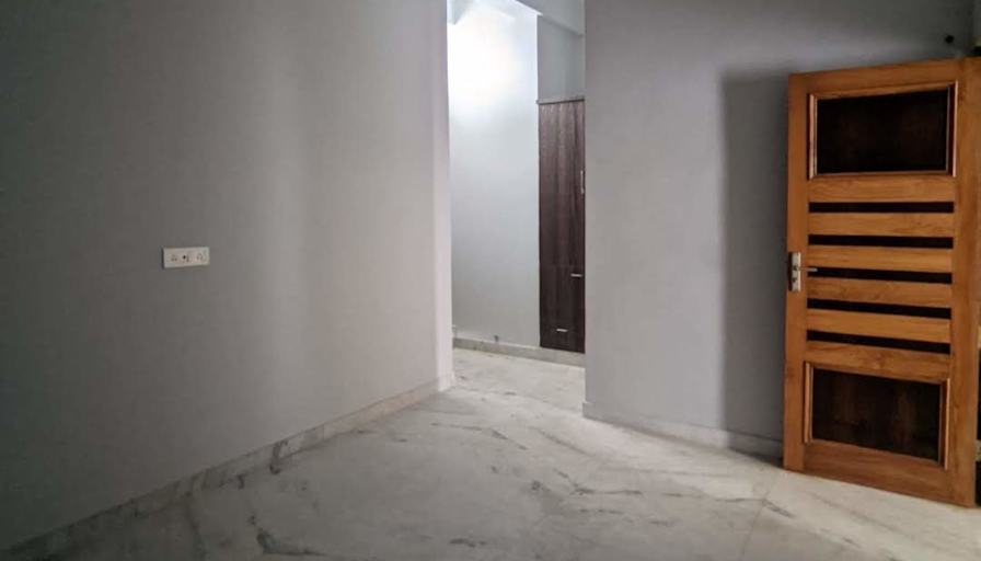 Sam Gupta's room