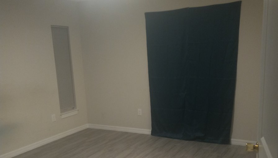 Delmar's room