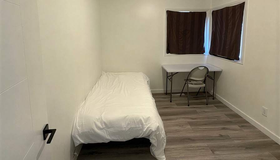 Dan's room