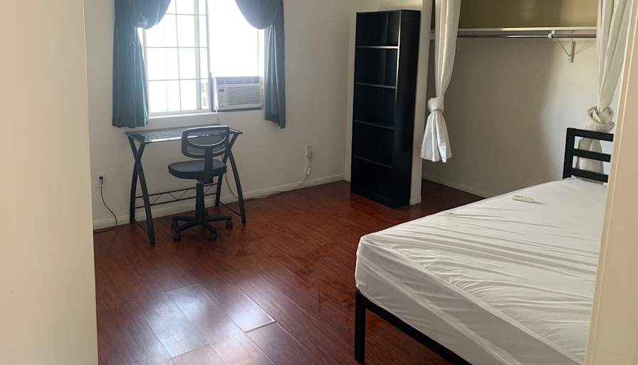 Student Housing's room