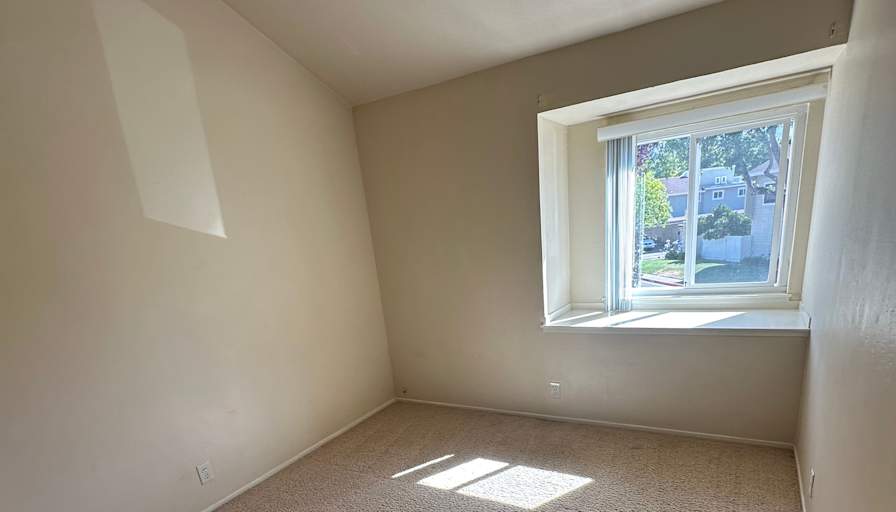 Danny Hernández's room