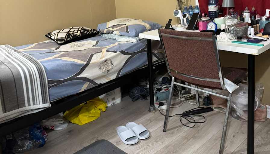 zainab's room
