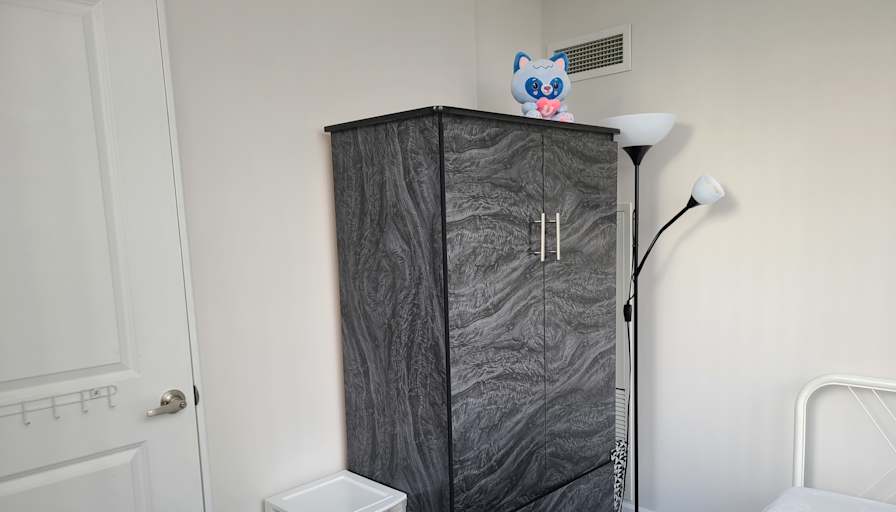Minn's room