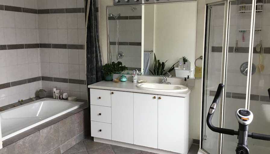 Irem Bekter's room