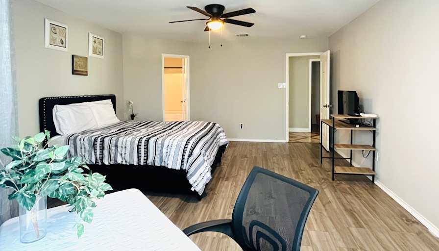 Vivian's room