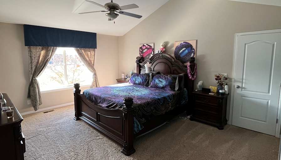 Tate's room
