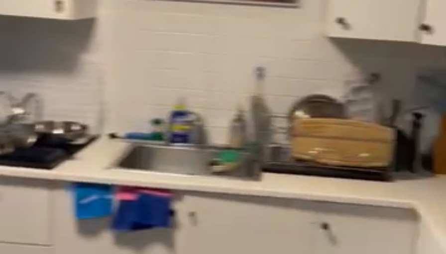 Saida's room