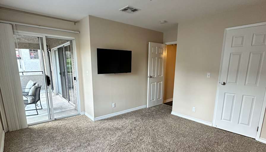 Renata's room