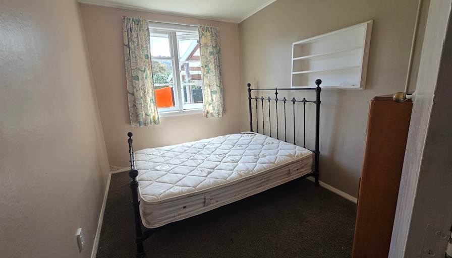 Di's room