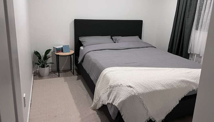 Vu's room