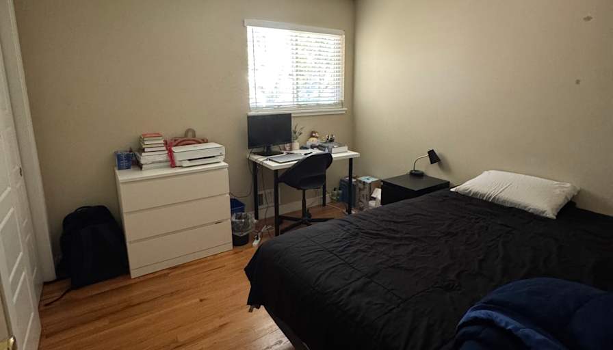Leo's room