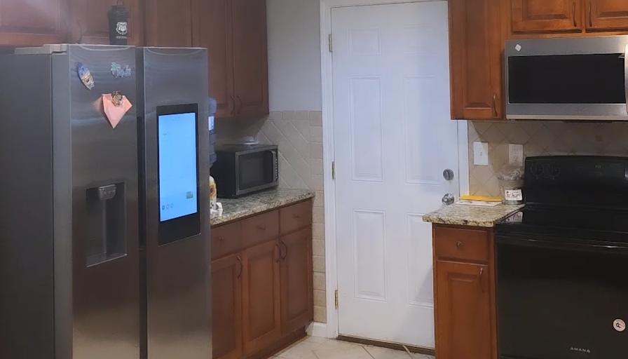 Aura's room