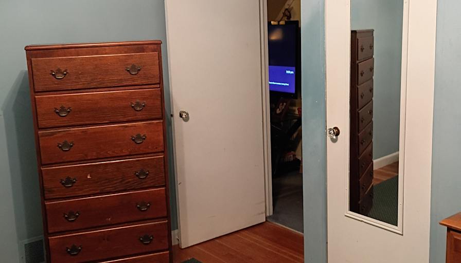 Glenn's room