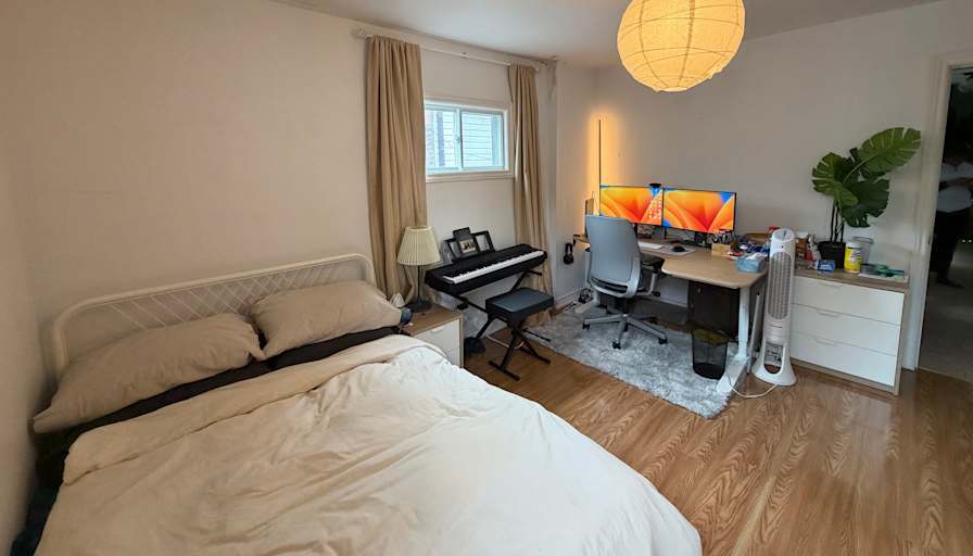 Dani's room