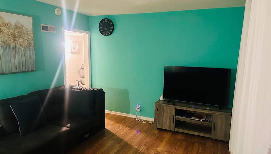 Gbenga's room