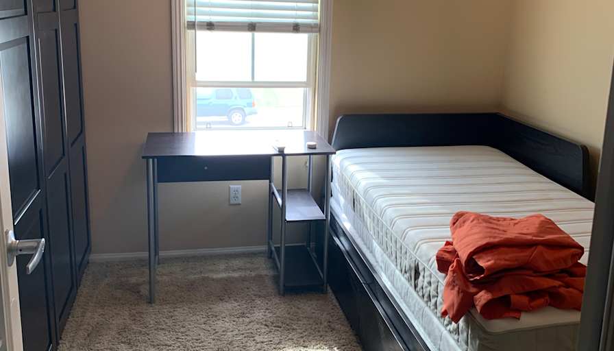 Alexi's room
